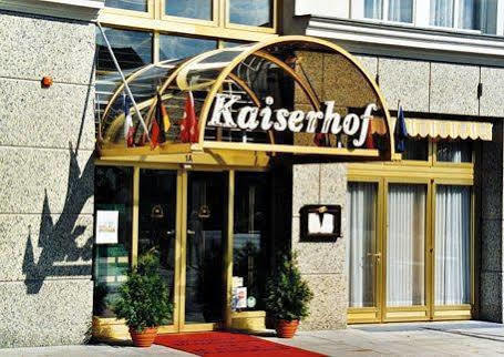 Hotel Kaiserhof 푸르슈텐발데 외부 사진